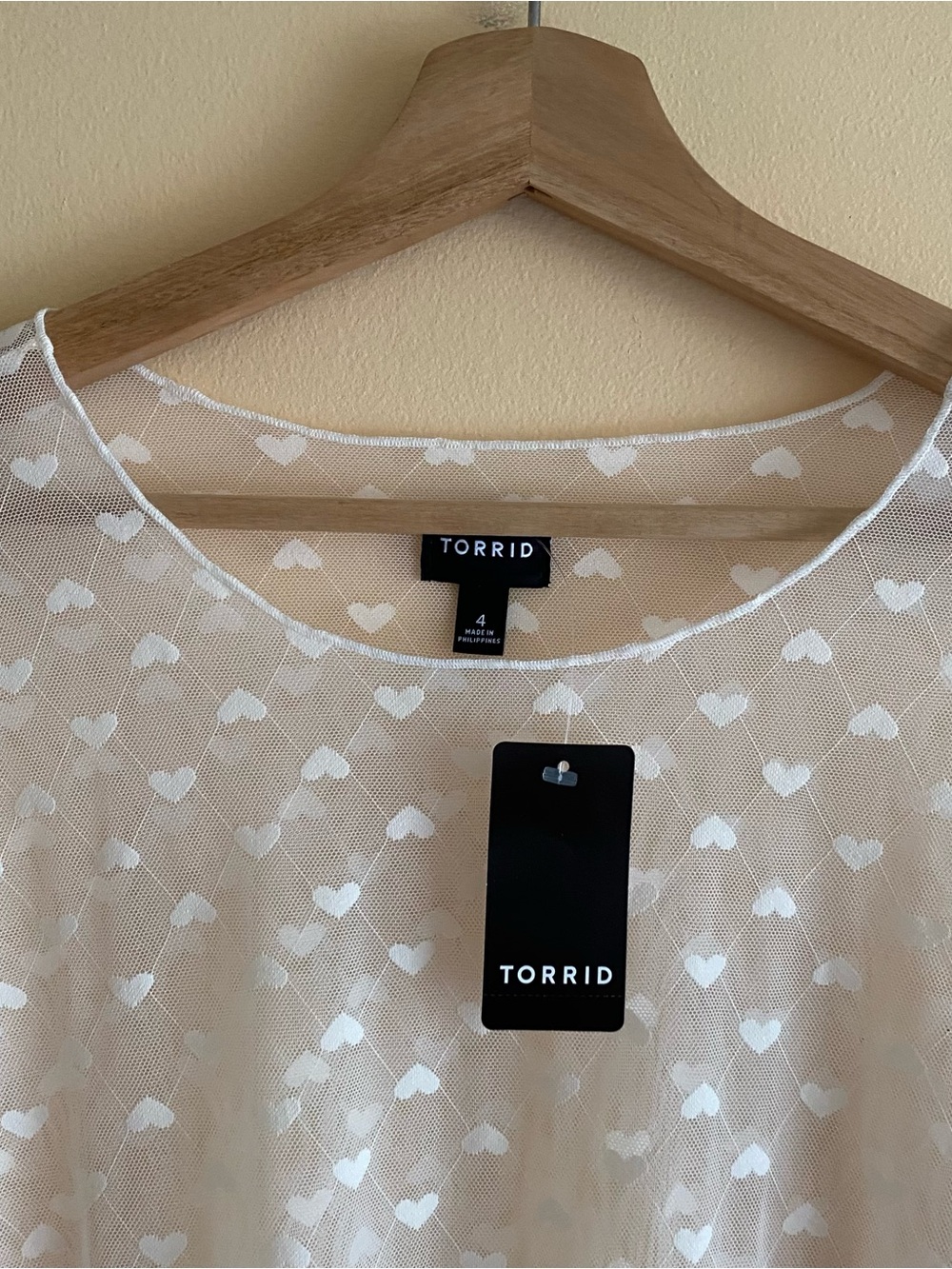 Torrid Sheer Heart Mesh Crew Neck Long Sleeve Top 4X Cream Festival 2025 NEW - Picture 5 of 14